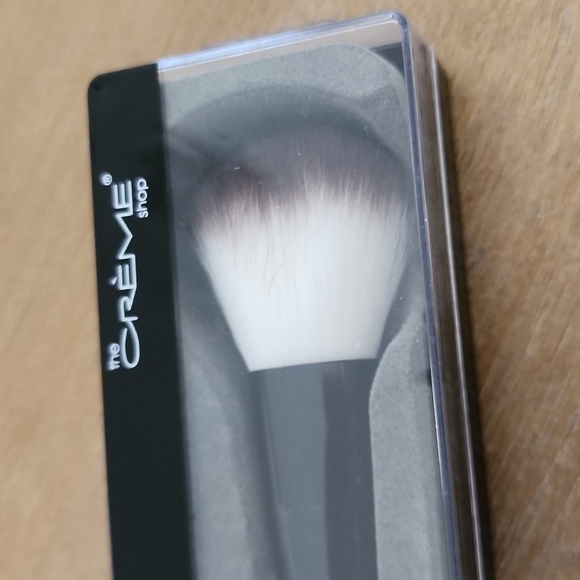 The Creme Shop MRBL Angled Brow Liner & Blush Brush - Picture 4 of 9